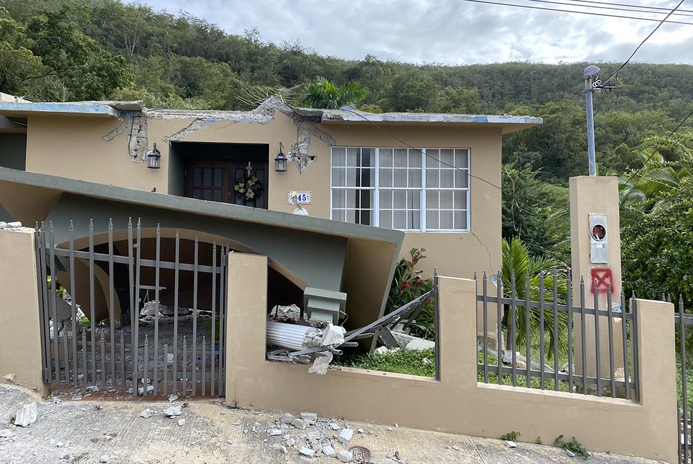 Aftershocks And Anxiety Puerto Ricans Distrust Homes After Devastating